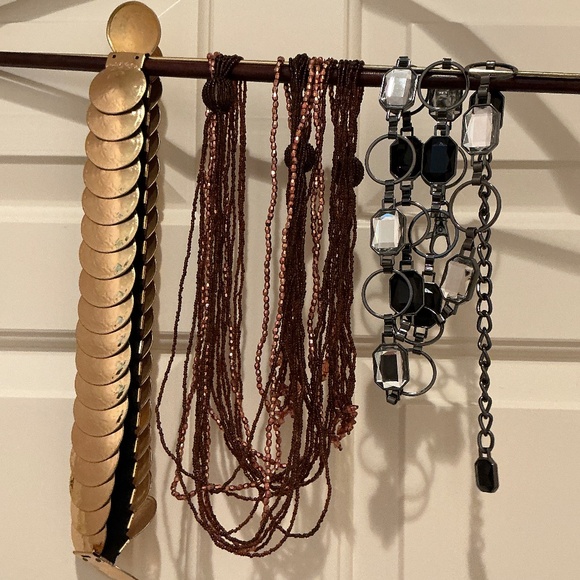 3 VINTAGE Beaded, Disc and Reversible Quartz Belts - Picture 1 of 10
